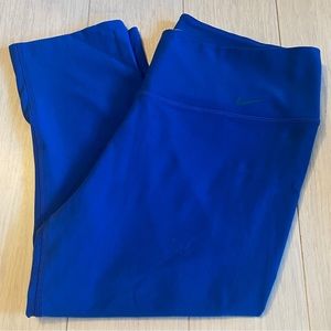 Nike Dri-fit Capri Leggings